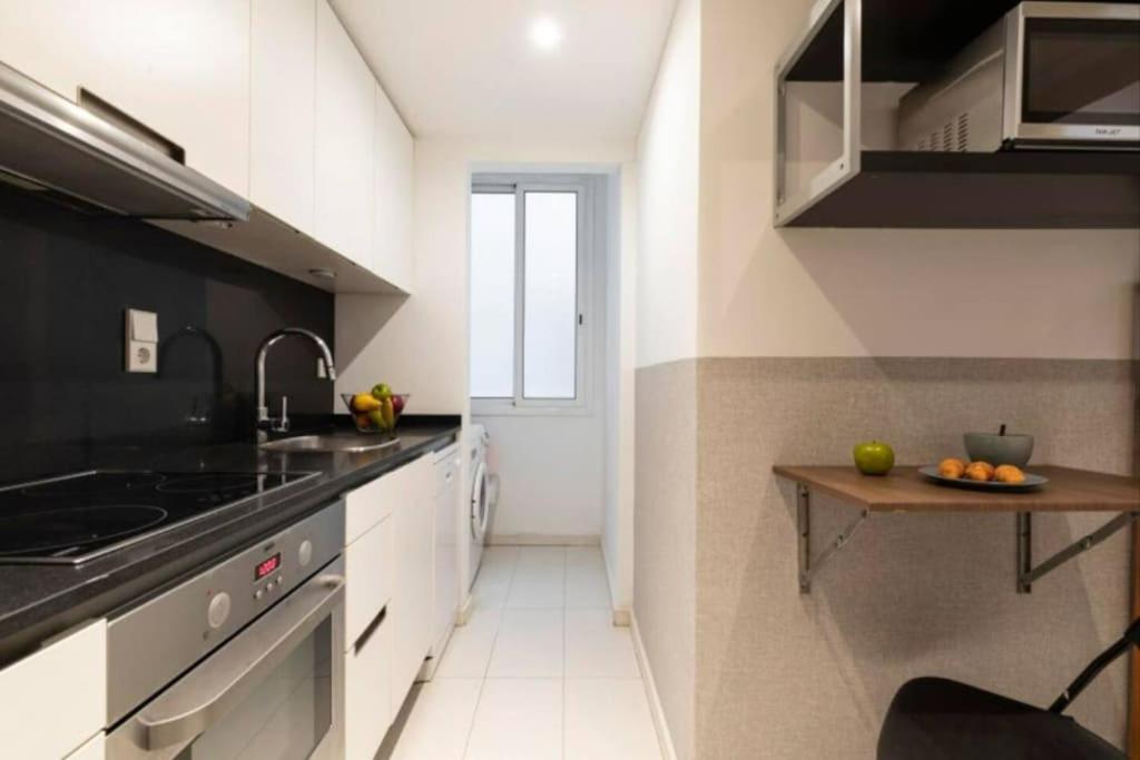 Canela Homes Urquinaona Apartment *